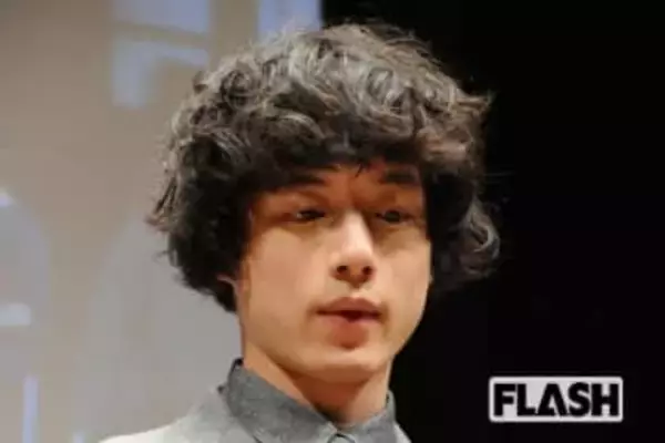 坂口健太郎、ファッションショーでの“短髪姿”にファンから不満殺到“永野芽郁騒動”以降続くビジュ“激変”