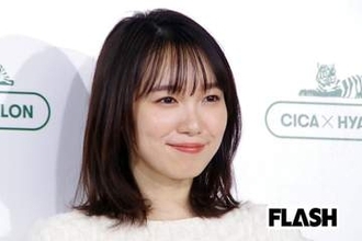 飯豊まりえが披露した“ピタピタ”タンクトップ姿に「ステキすぎ」ファン騒然…結婚後も夫と共演の“多幸感”