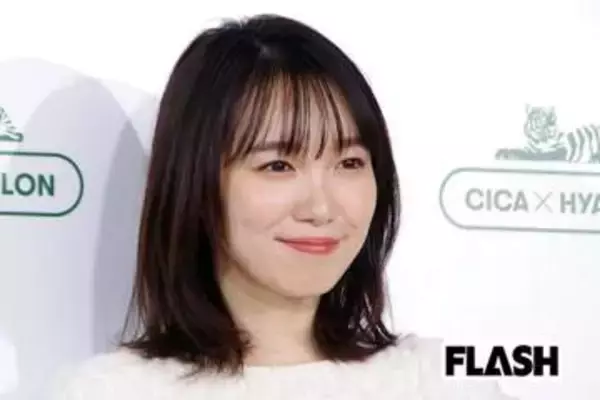 飯豊まりえが披露した“ピタピタ”タンクトップ姿に「ステキすぎ」ファン騒然…結婚後も夫と共演の“多幸感”