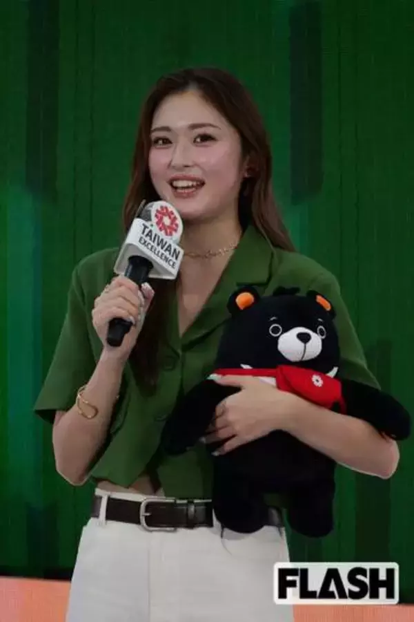 ゆうちゃみ　大胆すぎる“へそ出しコーデ”をキャッチ！　にこるん・みちょぱのママタレ化で“現役ギャル”独走態勢へ