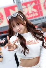 那須川天心vs井上拓真でラウンドガールをつとめた女性タレントがトレンド1位「世間に見つかり始めてる」時折浮かべた涙の意味