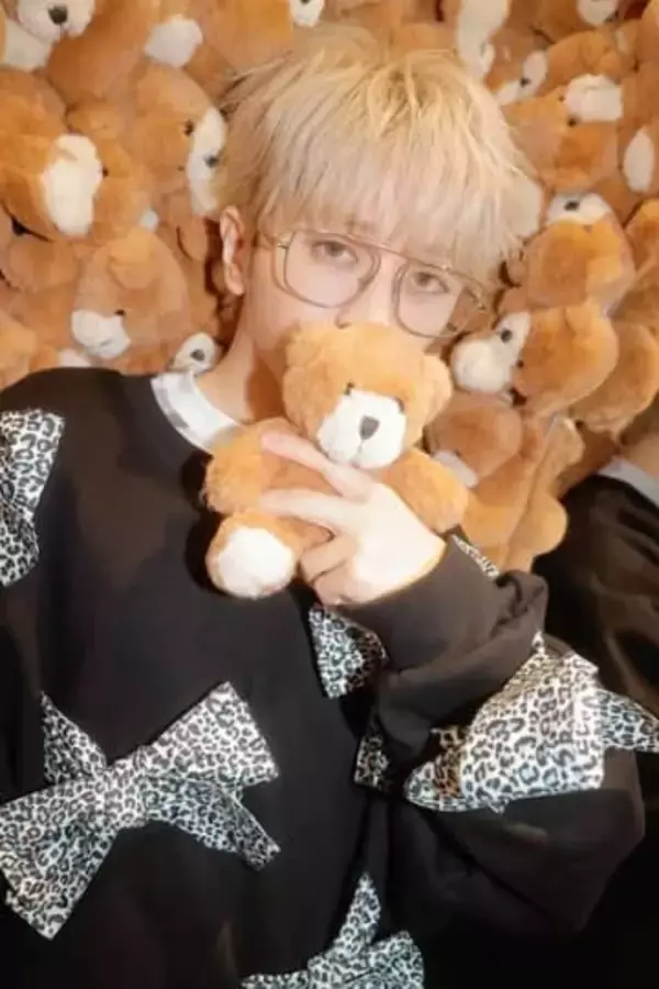 西島隆弘 AAAを脱退を発表、“メインボーカル卒業”に「解散する方が良かった」揺れるファンの心境