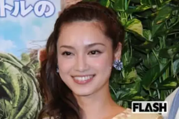 平愛梨、連日見せる“号泣”に寄せられる心配「平日はほとんど眠れない」4児の母として超多忙スケジュール