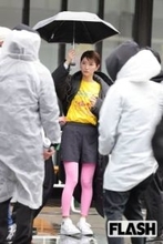 ギター弾き語りが人気のTBS吉村恵里子アナ、フランス旅行ショット公開でファンを動揺させた“薬指のリング”