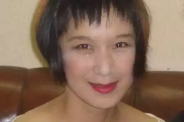 「信じられない」「普通に失礼」元宝塚女優・毬谷友子が高市首相の“顔文字サイン”に猛反発…豪首相との交流めぐり