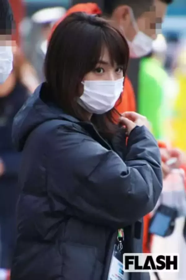 フジ井上清華アナ、新年の挨拶で幼少期の “歯抜け写真” 公開…4月から『めざまし』延長で心配される「負担増」