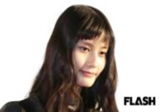 「笑ってるおていさん可愛い」ファン歓喜…橋本愛 『べらぼう』オフショットで意外な表情公開、“懐妊”判明に祝福も