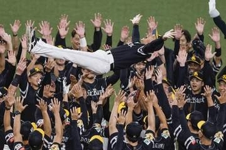 ソフトバンク、圧倒的V3達成で「もうボッコボコに打たれた」新庄監督も脱帽…“ライバル”日ハムの惨敗で独走状態に