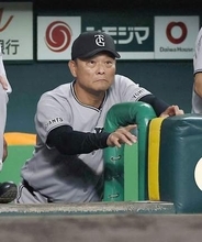 巨人、優勝争いも橋上監督代行の流出に恐々…阿部前監督救った名将が“続投ナシ”の裏事情