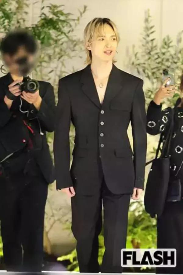 韓国スター着用ジャケットが、キスマイ・玉森裕太“過去の監修衣装”に酷似指摘相次ぐ…「直接的な関連はございません」デザイナーは否定