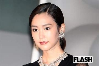 桐谷美玲　秋コーディネート披露も「細すぎ」ファン驚き…母になり6年、育児と仕事に奔走