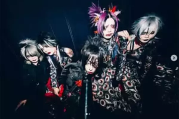 「判断、配慮、認識のすべてが未熟」…「ひめゆり学徒隊」写真使用のV系バンドが“活動終了”を発表、SNSでは反発の声収まらず