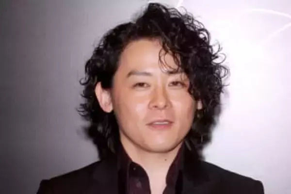 河村隆一、真矢さん死去2日後のライブで見せていた“異変”グッズ販売・握手会中止でファンが受けとめた“せつなさ”