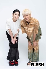 「本当のママはすごく笑うから」雛形あきこ、夫婦二人三脚で22年ぶり写真集…ガチファン夫・天野浩成のアドバイスは「攻めの水着」と「いつもの笑顔」