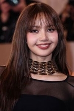 BLACKPINKリサ、資生堂アンバサダー就任“匂わせ”も「イメージと違う」拒否反応噴出…尾を引く坂口健太郎との“公開いちゃつき”ショット