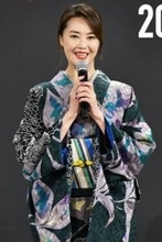 観月ありさ『おしゃれクリップ』集合写真で見せた「小顔」が話題…実業家夫と歩む二人三脚