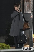 有村架純「人のせいにしないで」路上での“口論ロケ”姿をキャッチ!　仕事は順調も“延期”が続く髙橋海人とのゴールイン