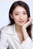 「『VIVANT』別班女優、“太ももあらわ”なミニスカ姿…宝塚では天海祐希に次ぐ“スピード出世”から日曜劇場“常連”へ転身」の画像1