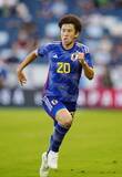 「欧州サッカー界での深刻な“日本人への仕打ち”が続々発覚　“不自然カット”に加え監督による「お前は用済み」発言も」の画像1