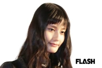 橋本愛『べらぼう』最終回放送で共演陣との豪華集合写真を披露!　視聴率ワースト2位でもSNSで相次ぐ絶賛