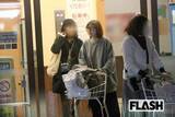 「広末涼子、ものまねタレントと “自然体” 2ショットに「透明感が桁違い」の声…波乱経ての変わらぬ美貌に驚きも」の画像1