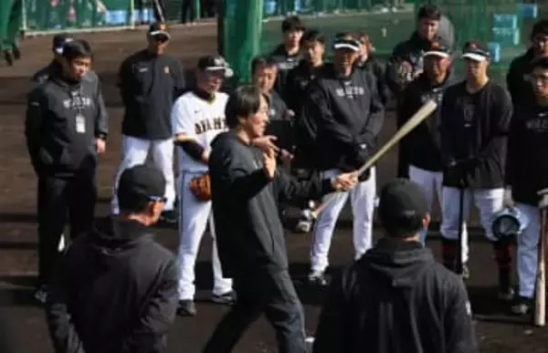 プロ野球「令和のキャンプ」はコンプラ重視…「練習して、遊んで、門限破っては時代遅れ」球界OBも嘆く「働き方改革」の波