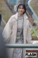 鷲見玲奈“ミニスカゴルフウエア”で美脚が露わ!　1児の母でも変わらぬ抜群スタイルに「アイドルみたい」絶賛の声