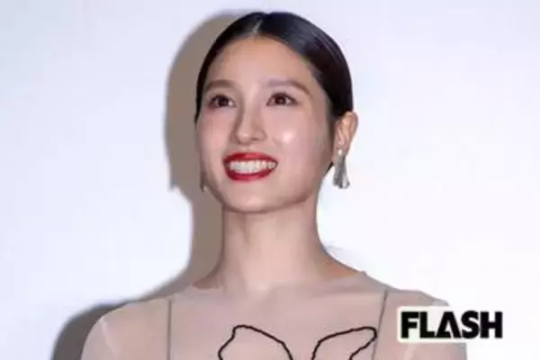 土屋太鳳、姉・炎伽、弟・神葉との3ショットに「美形すぎ」ファン歓喜…個性的な3姉弟 “まったく異なる名前の由来” とは