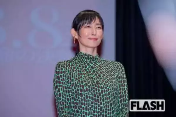 木村多江“薄幸”イメージ吹き飛ばすラグジュアリー姿“親友”女優も「ロックな人」と評するプライベートのギャップ