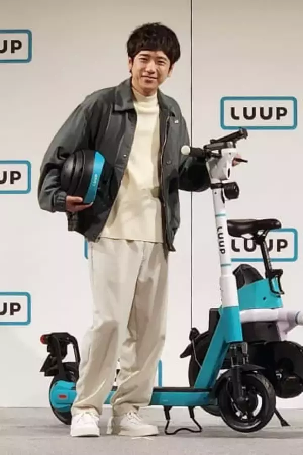 【二宮和也が広告塔】ひろゆきも猛批判、電動キックボード「Luup社」の書籍への削除要請騒動で当事者が感じた“疑問”