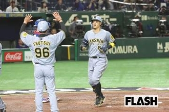 【阪神】佐藤輝明、MLB移籍は「5年150億円から」メジャースカウト10人以上が熱視線、三冠王で迫る大型契約の可能性