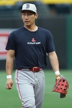 吉田正尚、負傷でポストシーズン絶望的…大谷ら歓喜の裏で「年平均28億円」高額年俸 “足枷” でトレード危機