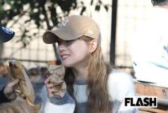 重盛さと美、“脱ギャル”な黒髪姿　37歳のイメチェンに「何かどんどん若返ってない？」反響続々