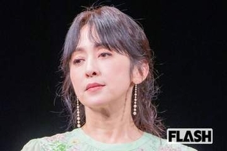 斉藤由貴　“魔性の女”が「W不倫離婚」から2年…“14年交際”医師との還暦デート報道に驚き