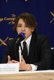「カウアン・オカモト　ホスト転身の“売り出し文句”に拒否感の声…背景にある“元ジャニーズ”の商品価値とは」の画像1