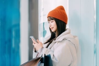 12月21日は「遠距離恋愛の日」クリスマス目前に「カップルのための記念日を」提唱したのはラジオアナウンサー説