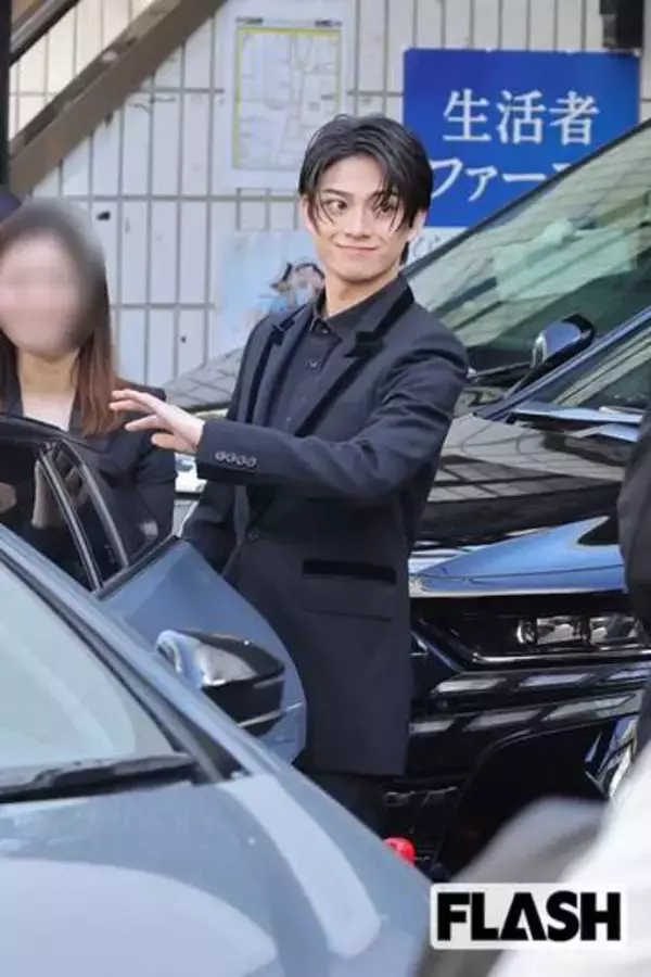 国宝級イケメンランキング1位の岩瀬洋志＆宮世琉弥　“無敵ビジュ”をキャッチ！　出待ち100人超の人気ぶり