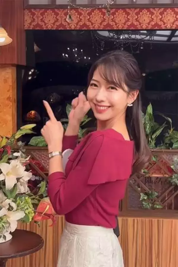 小野寺結衣アナ　10年来の“アナウンサー仲間”との2ショット公開にファン歓喜…結婚祝いと共に披露した“思い出アルバム”