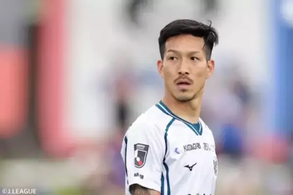 JFL・岩手、今季5得点のMF小林祐希との契約満了を発表「最後の1試合、みんなで楽しみましょう」