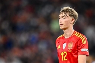 スペイン代表、DFハウセンがジョージア戦帯同せず…負傷の可能性でCB3人体制に