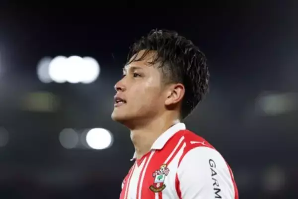 松木玖生が先制点の起点に！　サウサンプトンはブラックバーンに3発快勝