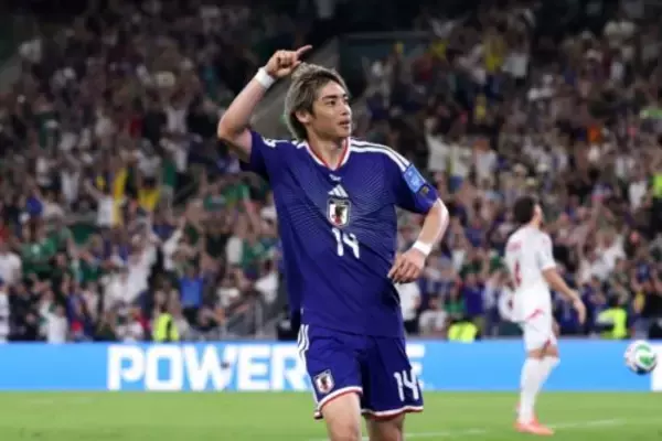 鋭い抜け出しからW杯初ゴール！　伊東純也「冷静に決められて良かった」