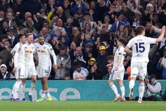 田中碧所属のリーズが23年ぶりFA杯8強進出！　指揮官は今後の強敵撃破に自信「夢はまだ続いている」