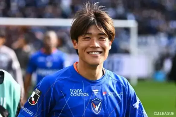 長崎のFW岩崎悠人、28歳の誕生日に元HKT48山下エミリーさんとの結婚を報告「互いに支え合いながら…」