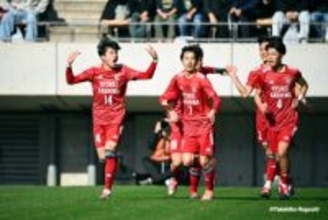 前回大会準Vの流通経済大柏、プレミア復帰の米子北を3発粉砕！　東京V内定の大藤颯太はPKを沈める