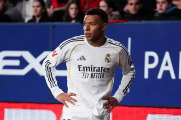 エンバペ、ベンフィカとの第2戦は欠場の可能性浮上…左ひざに違和感