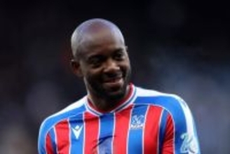 鎌田大地所属のC・パレスに朗報！　エースFWマテタが復帰間近…指揮官は来週の実戦復帰を示唆