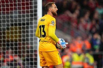 前人未到となる6度目のサモラ賞…“史上最高の守護神”の称号を手に入れたオブラクの次なる野望「もう1つ獲得したい」