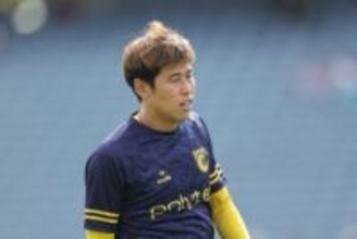 強烈シュートで電光掲示板“破壊”！…今冬に豪州移籍の日本人選手にAリーグが注目「なんて男だ」