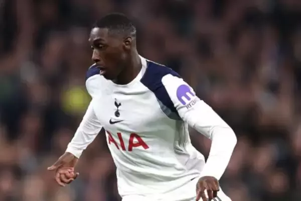 マンU戦で顎を負傷したコロ・ムアニ…代表辞退が決定も“手術回避”で早期復帰の可能性浮上